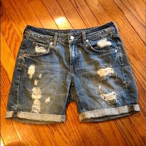 H&M Women’s Jean Shorts | Size 6